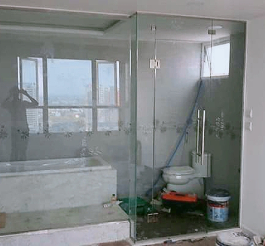 PHÒNG TẮM KÍNH 2 